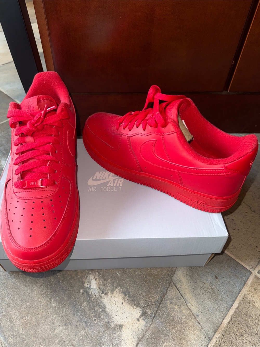 Nike Air Force 1 Low Triple University Red
